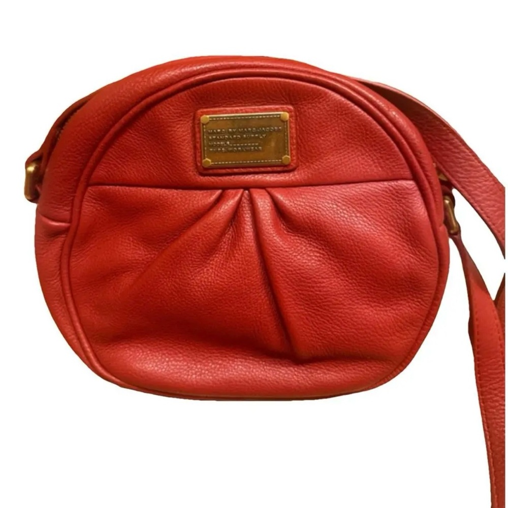 Marc Jacob’s Classic Q Cara Red Leather Crossbody